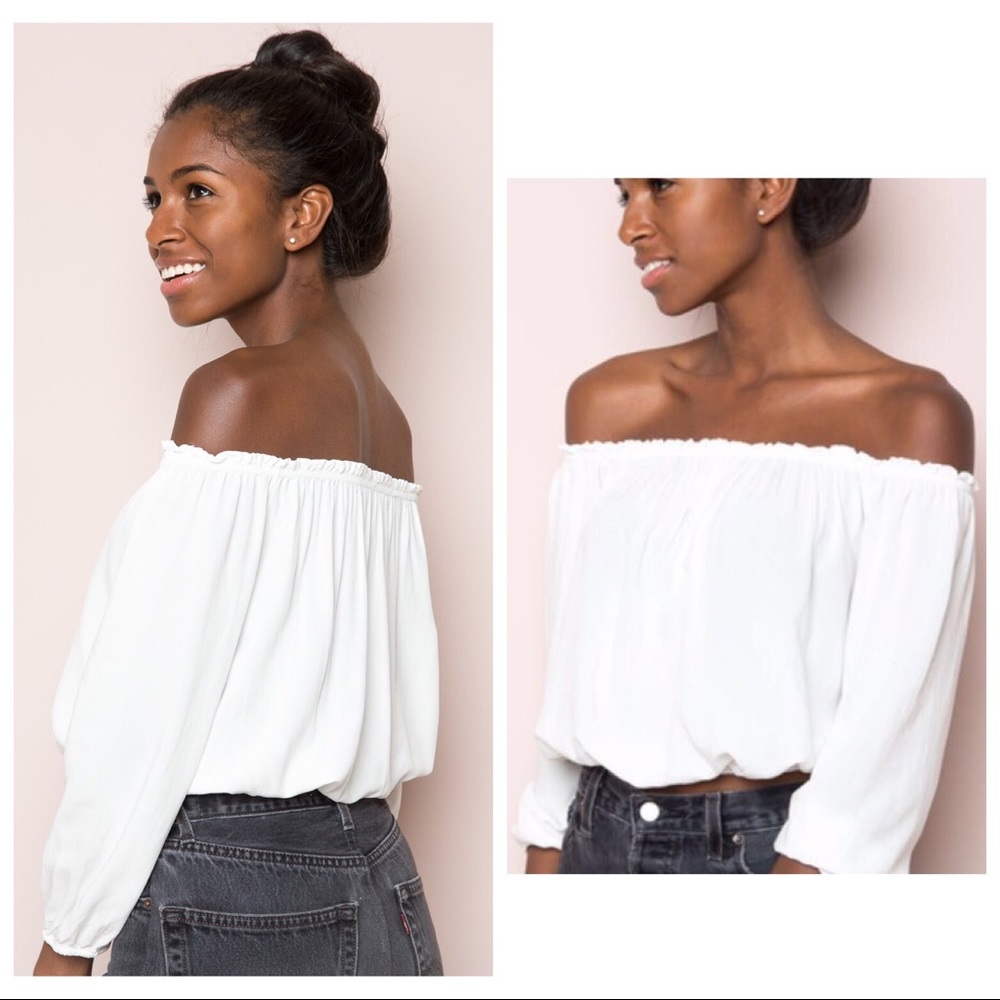 Brandy Melville Cropped ‘Maura’ Blouse
